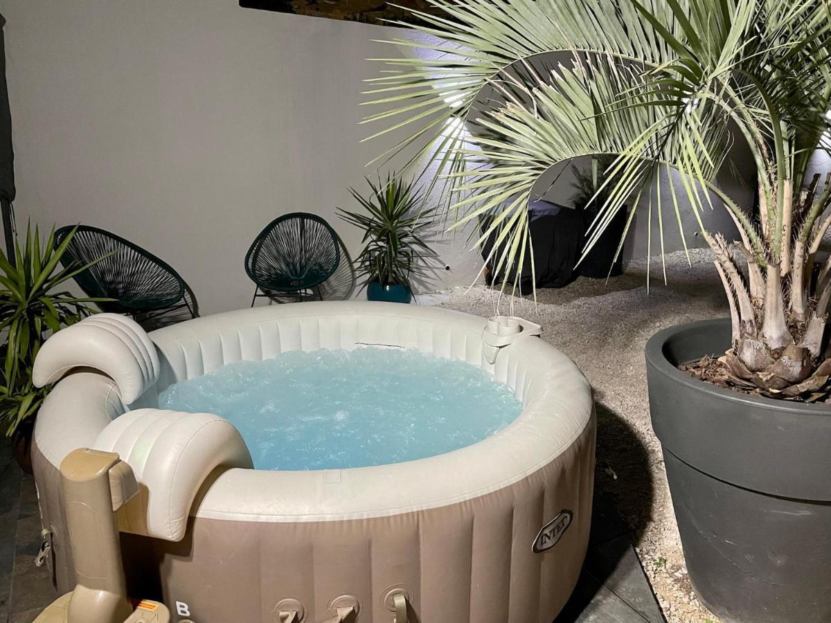 Villa Les Oliviers Spa Privatif باندول المظهر الخارجي الصورة