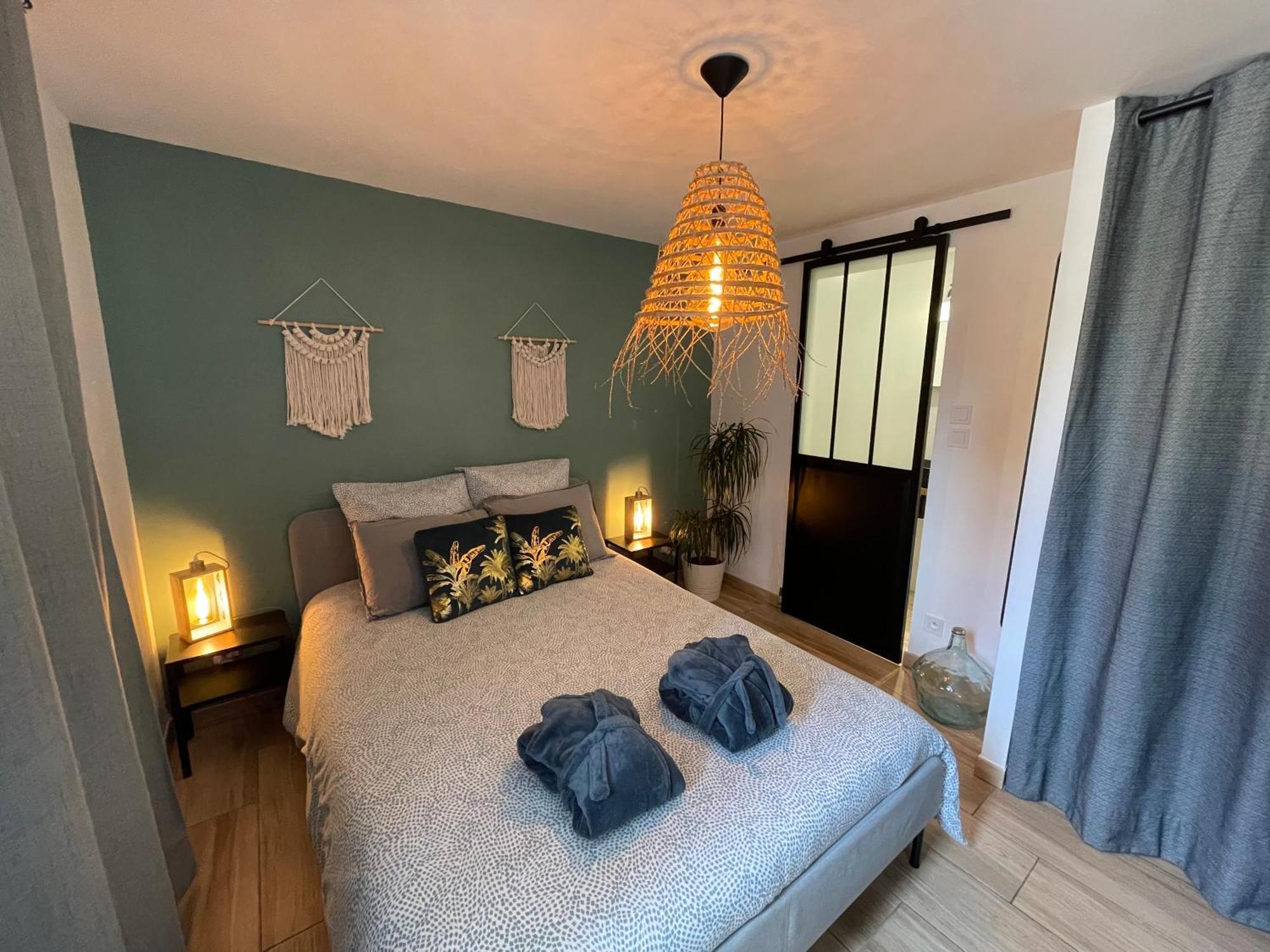 Villa Les Oliviers Spa Privatif باندول المظهر الخارجي الصورة